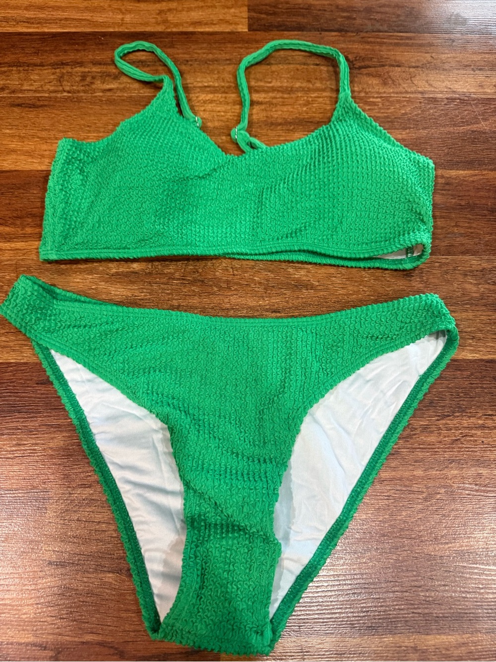 Women's Green Textured Bikini Set Swim Size Medium